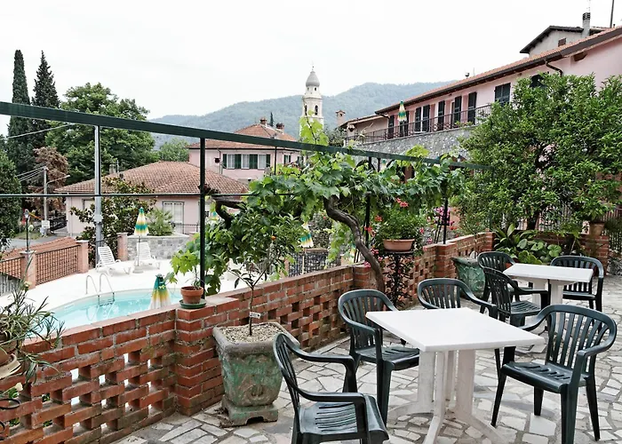 Azienda Agrituristica Borgoameno 农家乐 *